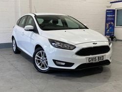 White Used 2015 Ford Focus Zetec Hatchback | £4,990 (Good price)