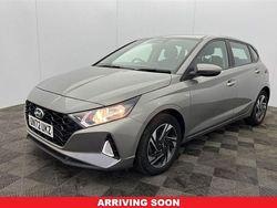 Bronze Used 2022 Hyundai i20 SE Hatchback | £13,350 (Fair price)