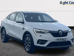 White Used 2021 Renault Arkana Iconic SUV | £14,499 (Fair price)