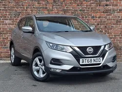 Silver Used 2018 Nissan Qashqai Acenta Premium SUV | £10,998 (Fair price)