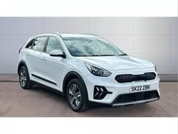 White Used 2022 Kia Niro 2 SUV | £18,800 (Fair price)
