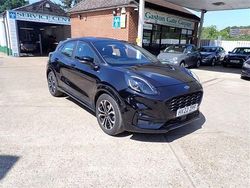 Black Used 2022 Ford Puma ST-Line SUV | £13,790 (Fair price)