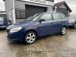 Blue Used 2011 Skoda Fabia SE Estate | £1,995 (Fair price)