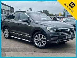 Grey Used 2019 VW Touareg SEL SUV | £28,751 (Fair price)