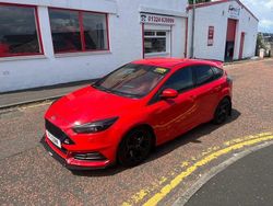Red Used 2016 Ford Focus ST Hatchback | £8,990 (Good price)