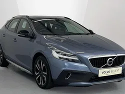 Used 2019 Volvo V40 CC Pro Estate | £14,301 (Expensive)