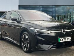 Grenadilla black metallic Used 2024 VW ID.7 Pro Hatchback | £31,491 (Fair price)