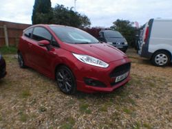 Red Used 2016 Ford Fiesta ST-Line Hatchback | £5,495 (Fair price)