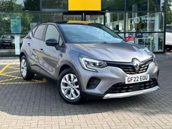 Oyster grey Used 2022 Renault Captur Iconic SUV | £15,995 (Fair price)