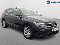 Used 2024 VW Tiguan Allspace Life SUV | £23,549 (Super price)