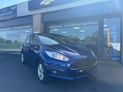 Blue Used 2014 Ford Fiesta Zetec Hatchback | £5,795 (Fair price)