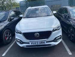 White Used 2023 MG HS Exclusive SUV | £14,940 (Fair price)