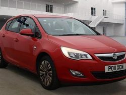 Red Used 2011 Vauxhall Astra Excite Hatchback | £1,790 (Fair price)