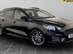 Used 2020 Ford Focus ST-Line Estate | £10,295 (Good price)