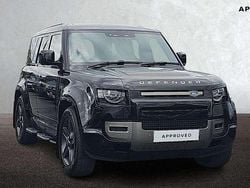 Black New 2025 Land Rover Defender SE Dynamic SUV | £78,794 (Fair price)