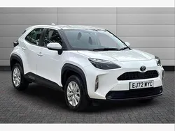 White Used 2022 Toyota Yaris Cross SUV | £18,997 (Fair price)