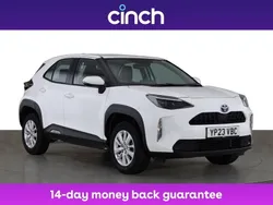 White Used 2023 Toyota Yaris Hybrid Estate | £17,799 (Good price)