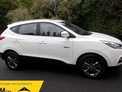 White Used 2015 Hyundai ix35 SE SUV | £4,995 (Fair price)