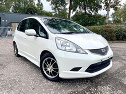 Pearl white Used 2008 Honda Jazz Hatchback | £5,999