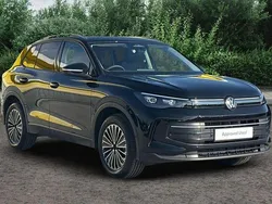Black Used 2025 VW Tiguan Match SUV | £31,250 (Good price)