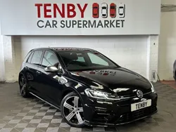 Black Used 2018 VW Golf VII R Hatchback | £16,795 (Fair price)