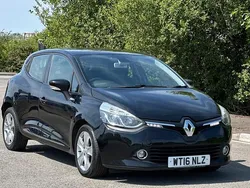 Black Used 2016 Renault Clio IV Dynamique Hatchback | £2,995 (Super price)