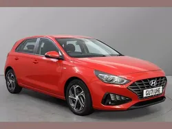Red Used 2021 Hyundai i30 SE Hatchback | £12,101 (Fair price)