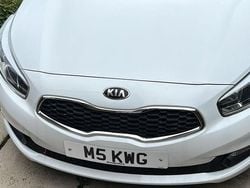White Used 2015 Kia Ceed 2 Hatchback | £4,200 (Super price)