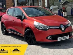 Red Used 2013 Renault Clio IV Dynamique Hatchback | £4,295 (Fair price)