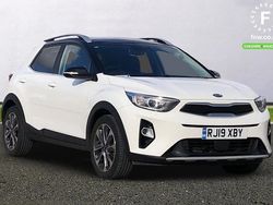 White Used 2019 Kia Stonic 4 SUV | £11,499 (Fair price)
