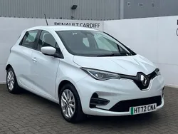 White Used 2022 Renault Rapid SE Hatchback | £10,604 (Good price)