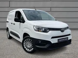 White Used 2022 Toyota Proace City Van | £11,000 (Good price)