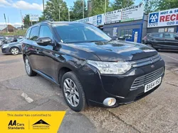 Black Used 2014 Mitsubishi Outlander P-HEV SUV | £9,145 (Fair price)