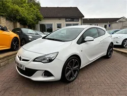 White Used 2015 Vauxhall Astra Edition Coupe | £8,495 (Expensive)