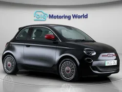 Black Used 2022 Fiat 500e Red Hatchback | £8,800 (Fair price)