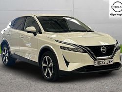 White Used 2022 Nissan Qashqai N-Connecta SUV | £16,524 (Fair price)
