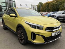 Splash lemon yellow Used 2023 Kia XCeed SUV | £17,390 (Fair price)