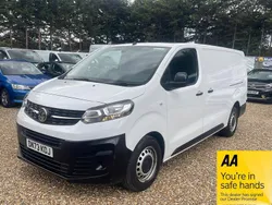 White Used 2023 Vauxhall Vivaro S Van | £14,500 (Fair price)
