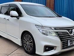 White Used 2015 Nissan Elgrand MPV | £12,500 (Super price)