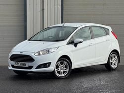 White Used 2013 Ford Fiesta Zetec Hatchback | £2,995 (Good price)