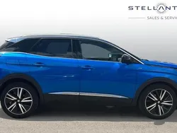 Blue Used 2022 Peugeot 3008 Premium SUV | £18,137 (Good price)