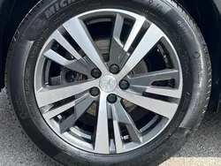 Black Used 2022 Peugeot 3008 Allure Premium SUV | £16,695 (Fair price)