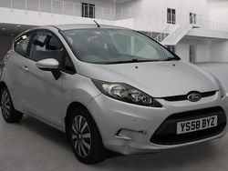 Silver Used 2009 Ford Fiesta Style Hatchback | £2,295 (Fair price)