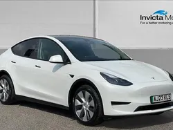 White Used 2023 Tesla Model Y RWD SUV | £24,000 (Good price)