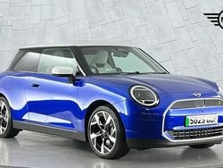 Blue New 2025 Mini Cooper SE Hatch Hatchback | £31,450 (Fair price)