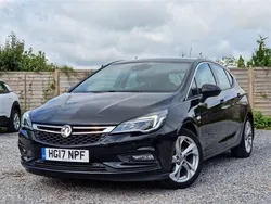 Black Used 2017 Vauxhall Astra SRi Hatchback | £6,490 (Fair price)