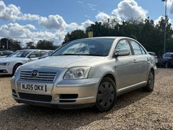 Silver Used 2005 Toyota Avensis T2 Sedan | £1,479 (Super price)