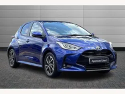 Blue Used 2023 Toyota Yaris Hybrid Design Hatchback | £17,295 (Fair price)