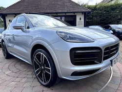 Silver Used 2020 Porsche Cayenne SUV | £39,950 (Fair price)