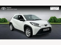 White Used 2023 Toyota Aygo PURE Hatchback | £13,222 (Fair price)